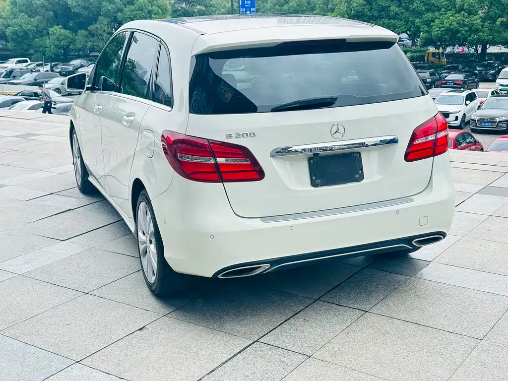 Mercedes-Benz B-Class B 200 Fashion