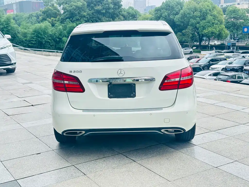 Mercedes-Benz B-Class B 200 Fashion