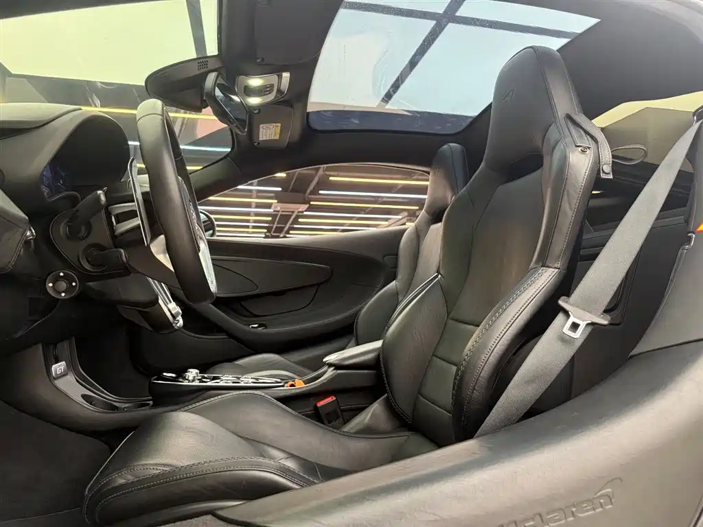 McLaren GT 4.0 T Standard