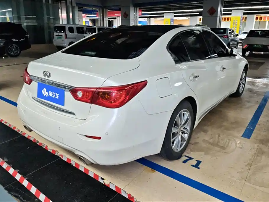 Infiniti Q50 L 2.0 T Joy