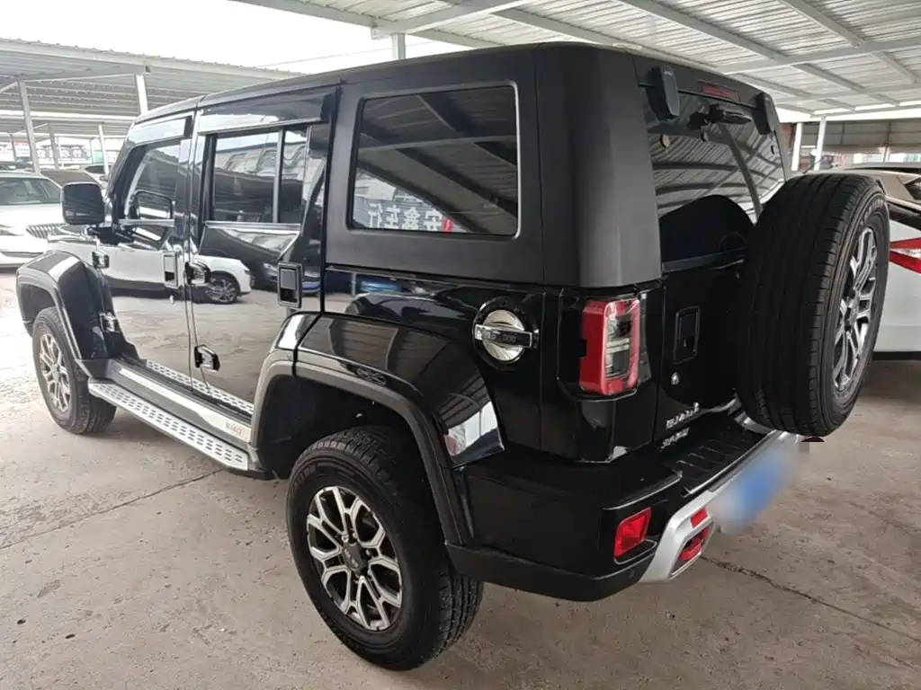BAIC BJ40 2.0 T Auto 4 WD City Hunter Swordsman