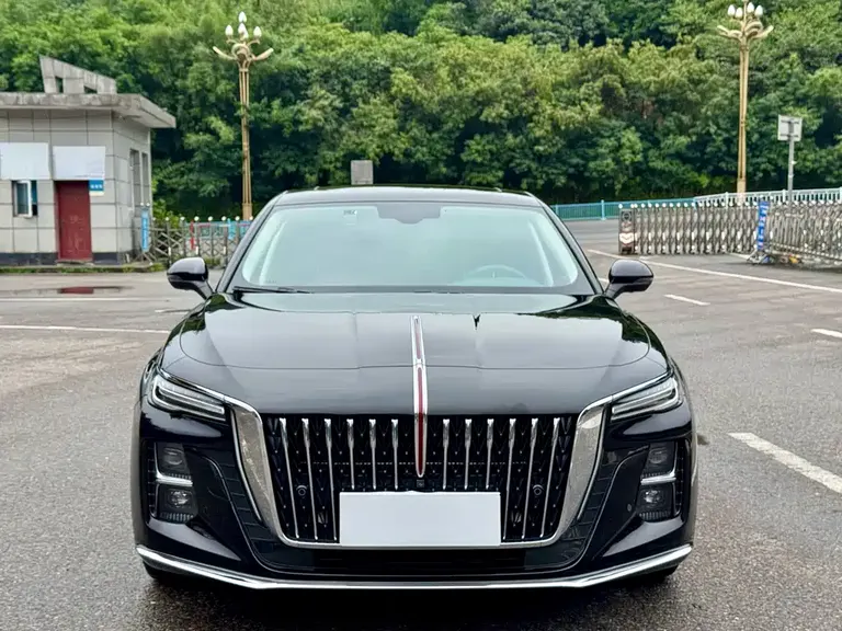 Hongqi H5 1.5 T DCT Flagship Charm