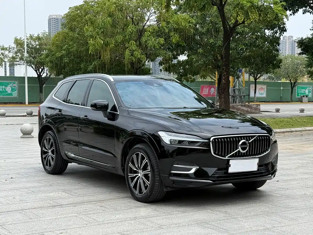 Volvo XC60 T5 4 WD Smart Vision Luxury