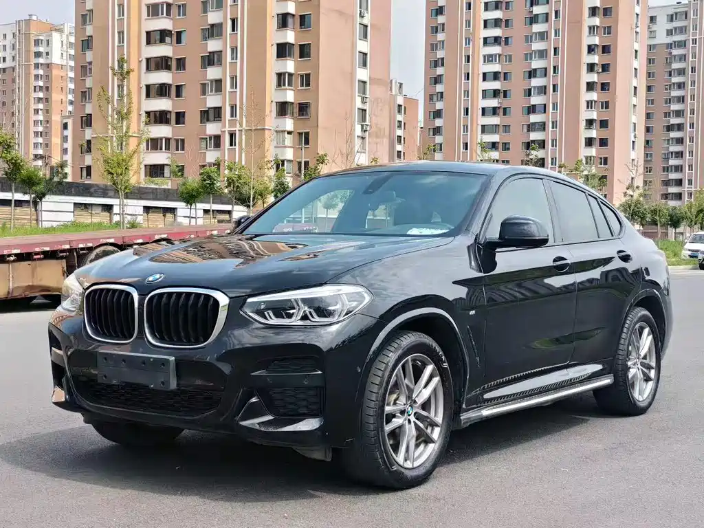 BMW X4 xDrive 25 i M Sport Night Package