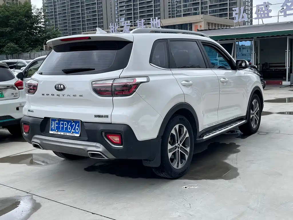 Sportage 2.0 L Auto Smart Enjoyment Luxury CN-V