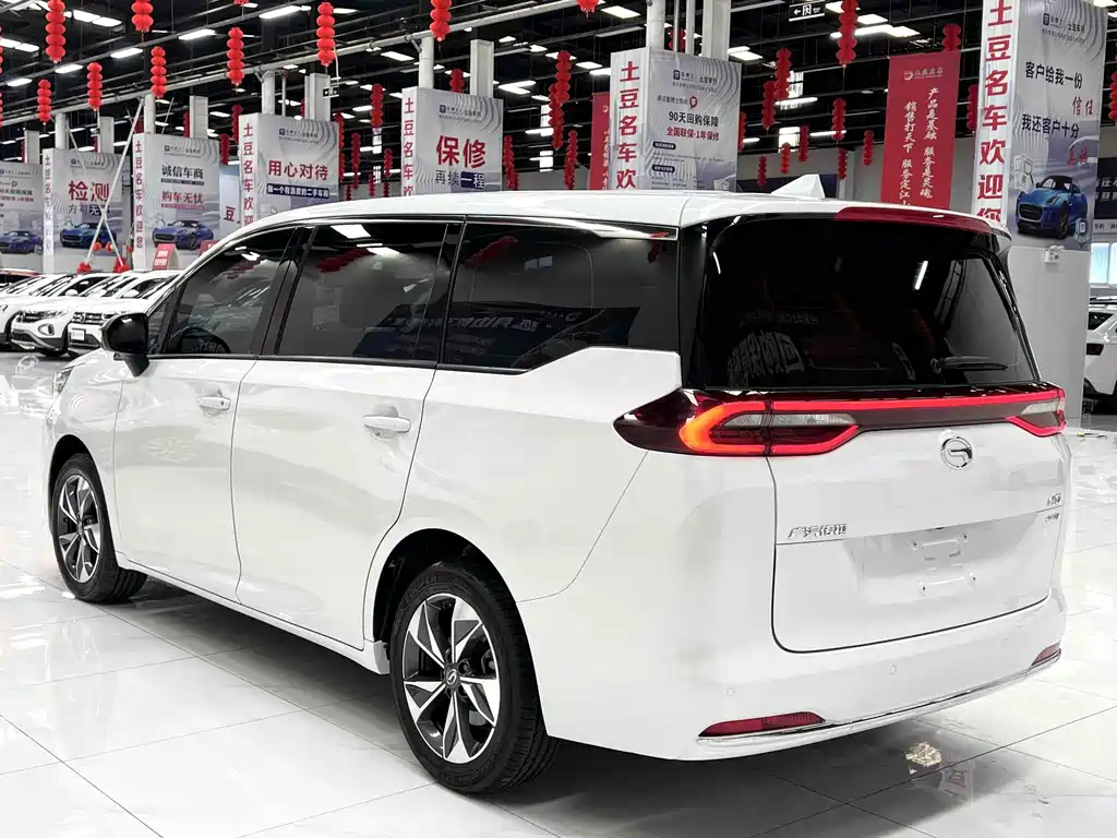 GAC Trumpchi M6 PRO 270 T Auto Premium