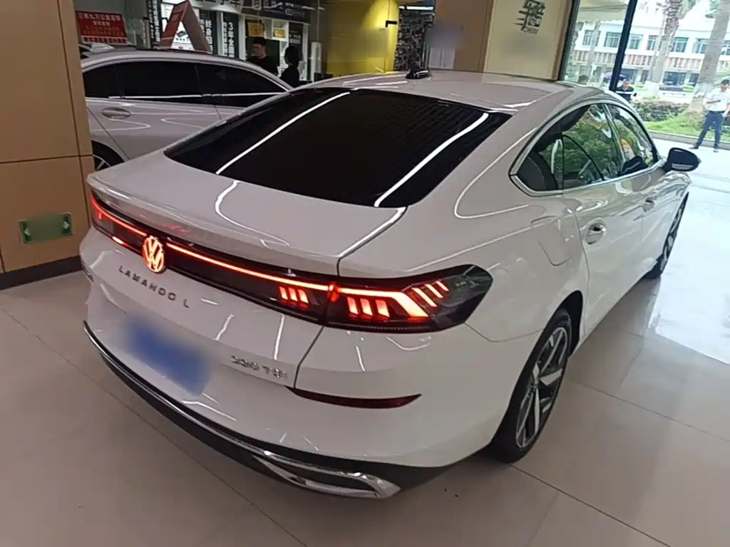 Lamando Lamando L 280 TSI DSG Spicy Cool