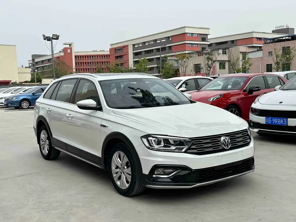 C-TREK 1.5 L Auto Comfort
