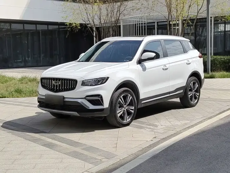 Geely Boyue 1.8 TD DCT Smart Grace