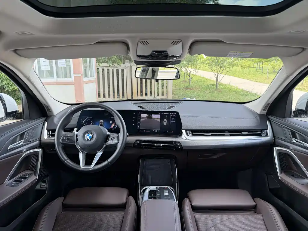 BMW X2 (Import) sDrive25 i M Sport Package