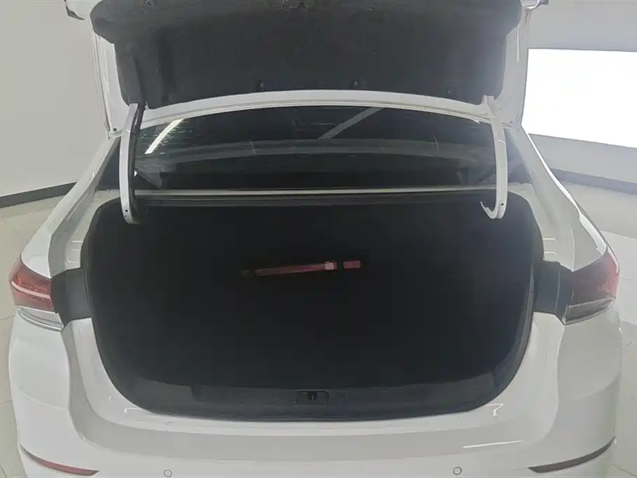 Excelle GT Facelift Exemplary 1.5 L Auto Elite