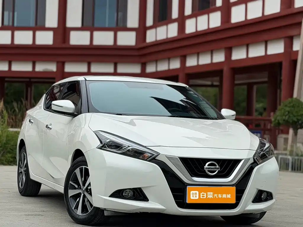 Lannia 1.6 L CVT Cool