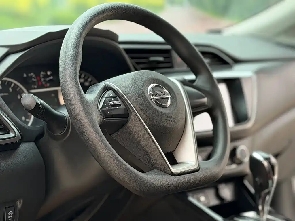 Lannia 1.6 L CVT Cool