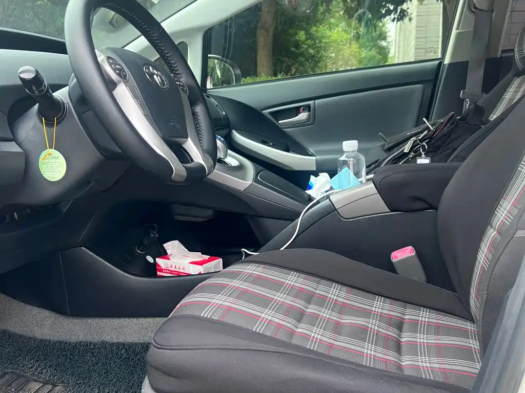 Prius 1.8 L Luxury
