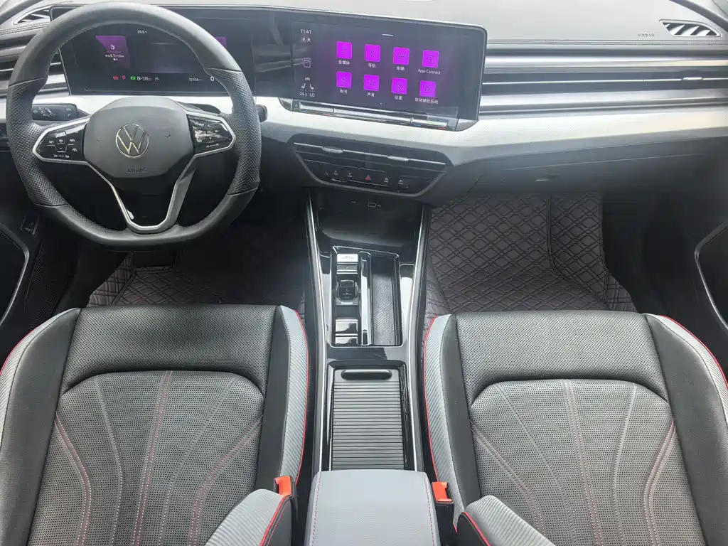 Lamando Lamando L 280 TSI DSG Spicy Cool