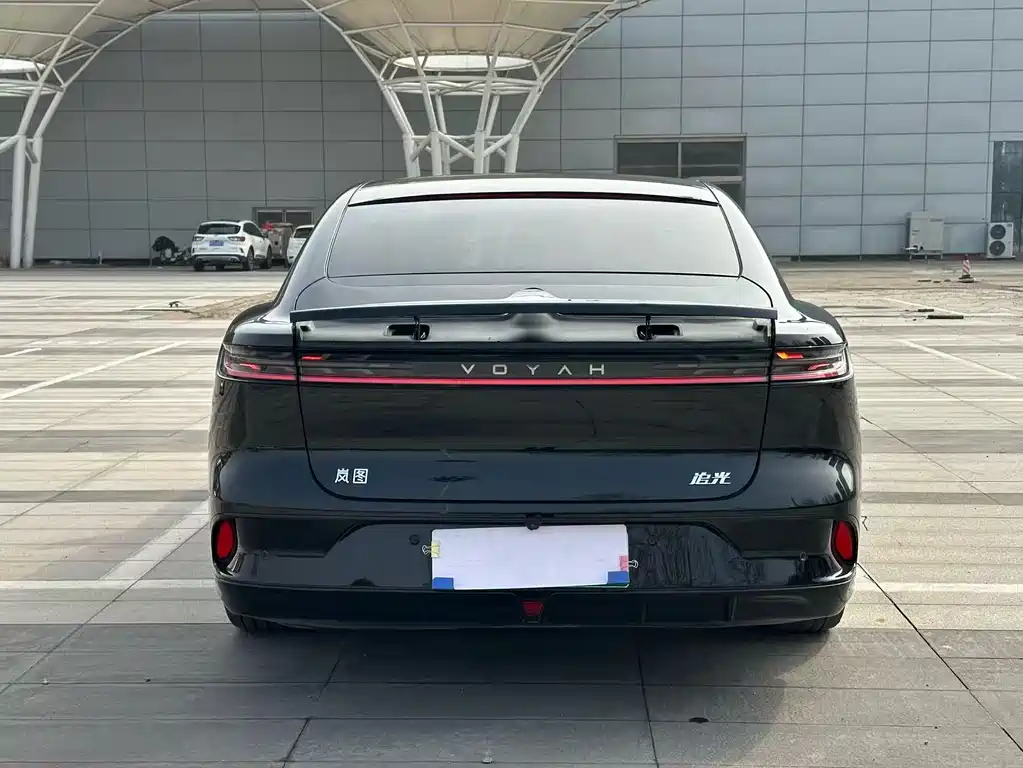 Voyah Zhuiguang PHEV 4 WD Ultra Long Range Flagship