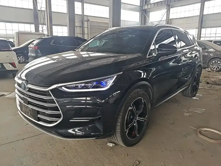 BYD Tang NEV DM-i 112 KM Distinguished