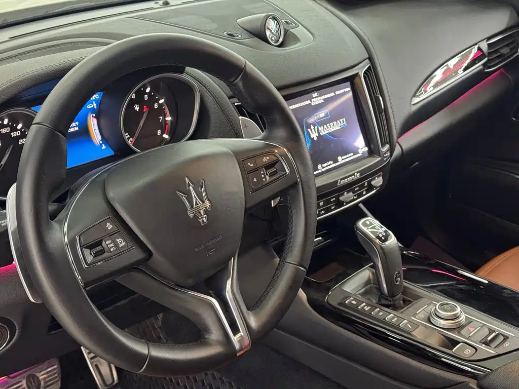 Levante 3.0 T Standard CN-VI