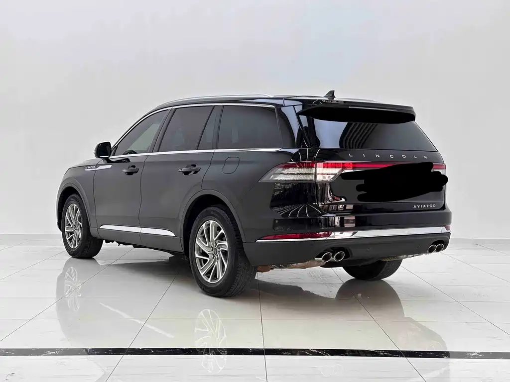 Aviator 3.0 T V6 4 WD Premium