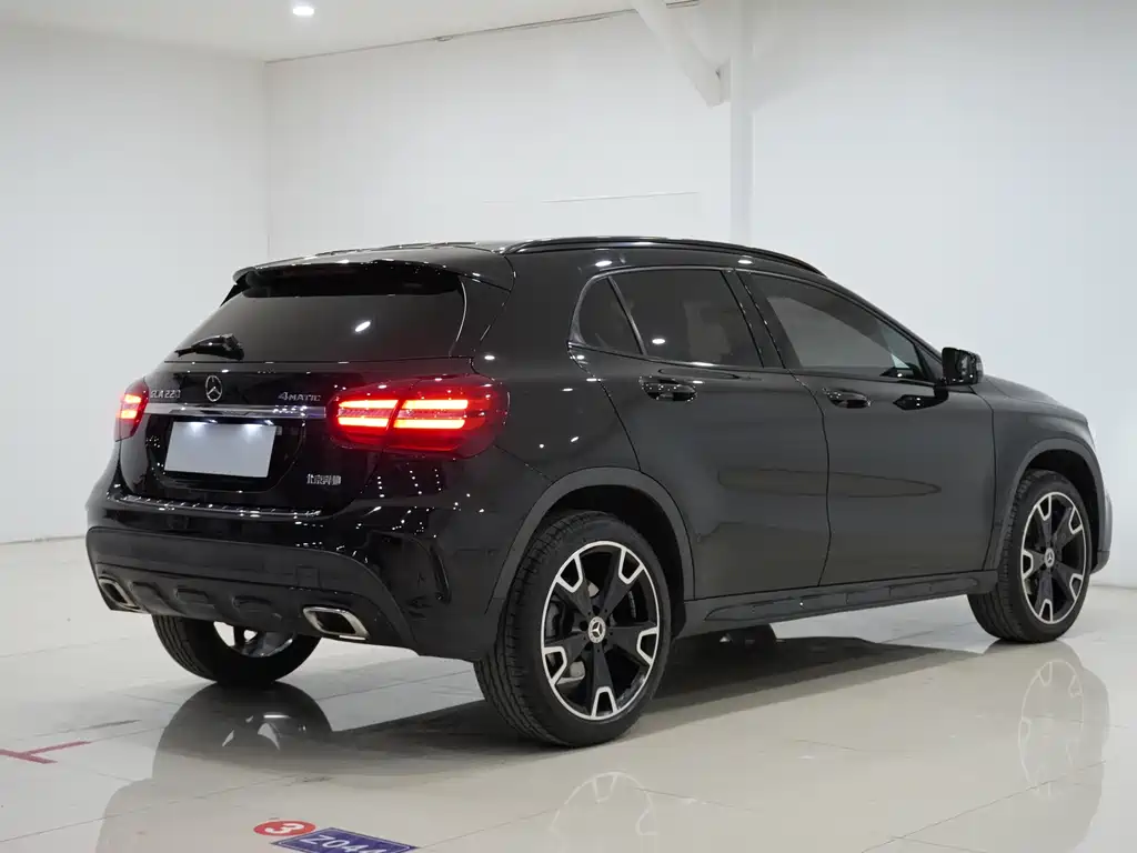 Mercedes-Benz GLA GLA 220 4 MATIC Sport