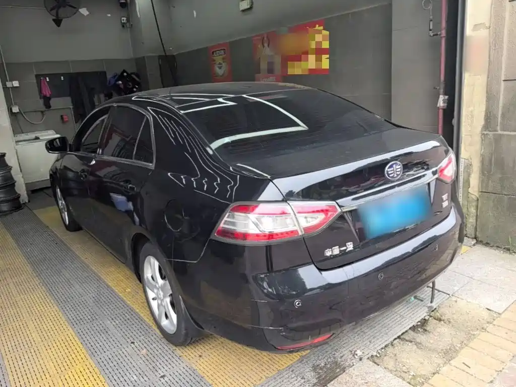 Besturn B90 奔腾B90 2014款 1.8 T 自动豪华型