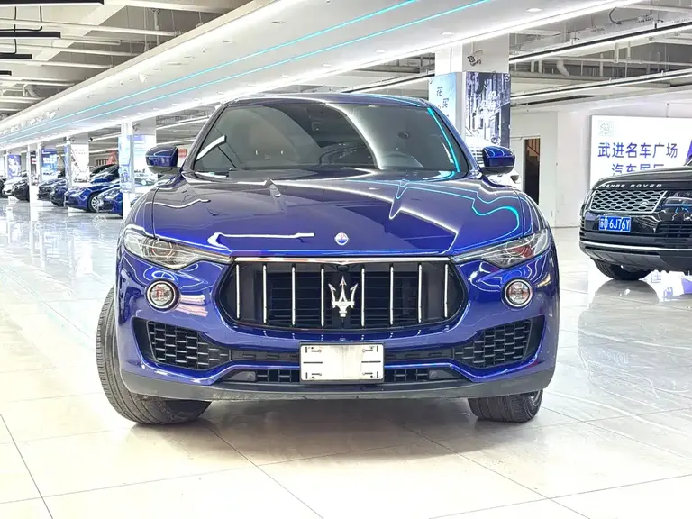 Maserati Levante 3.0 T Standard CN-V