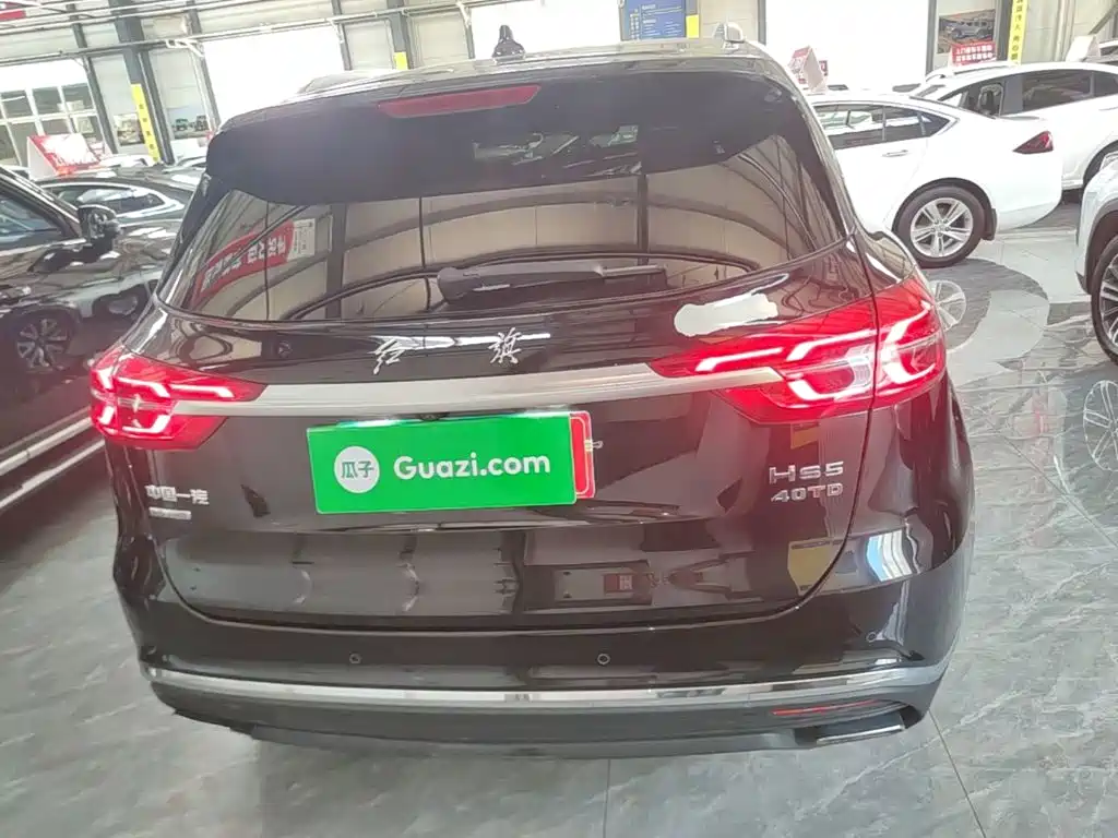Hongqi HS5 Facelift 2.0 T Connected Flagship Enjoyment 4 WD