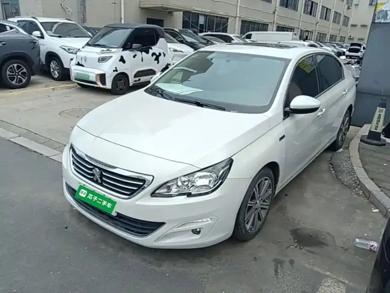 Peugeot 408 1.6 T Auto Luxury