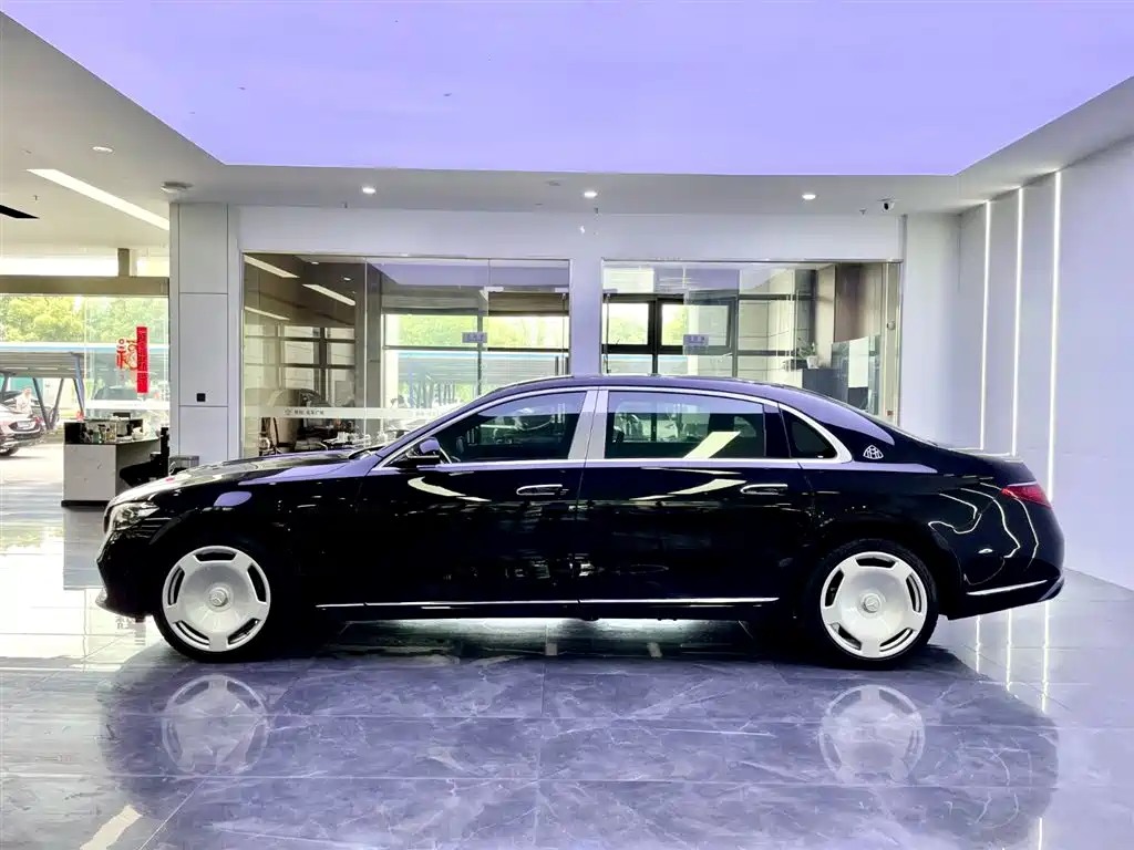 Maybach S-Class S 480 4 MATIC
