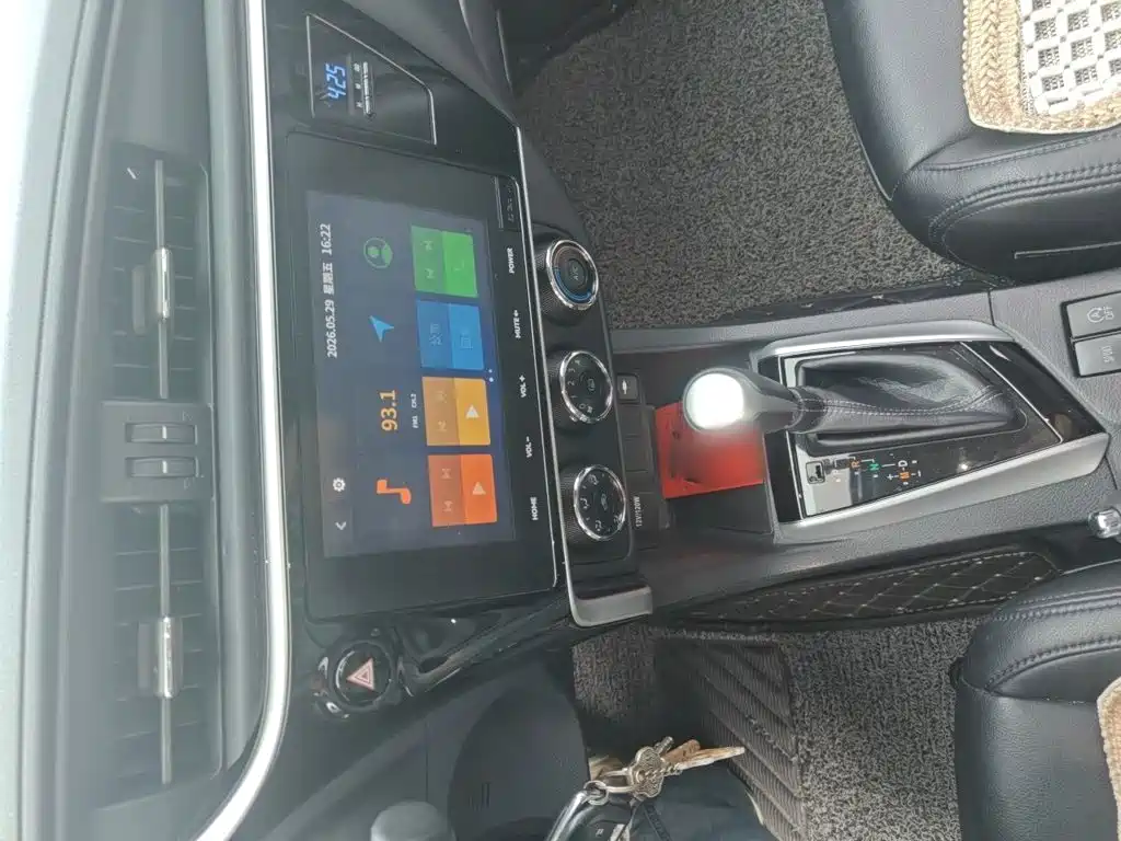Levin Facelift 185 T CVT Elite CN-V