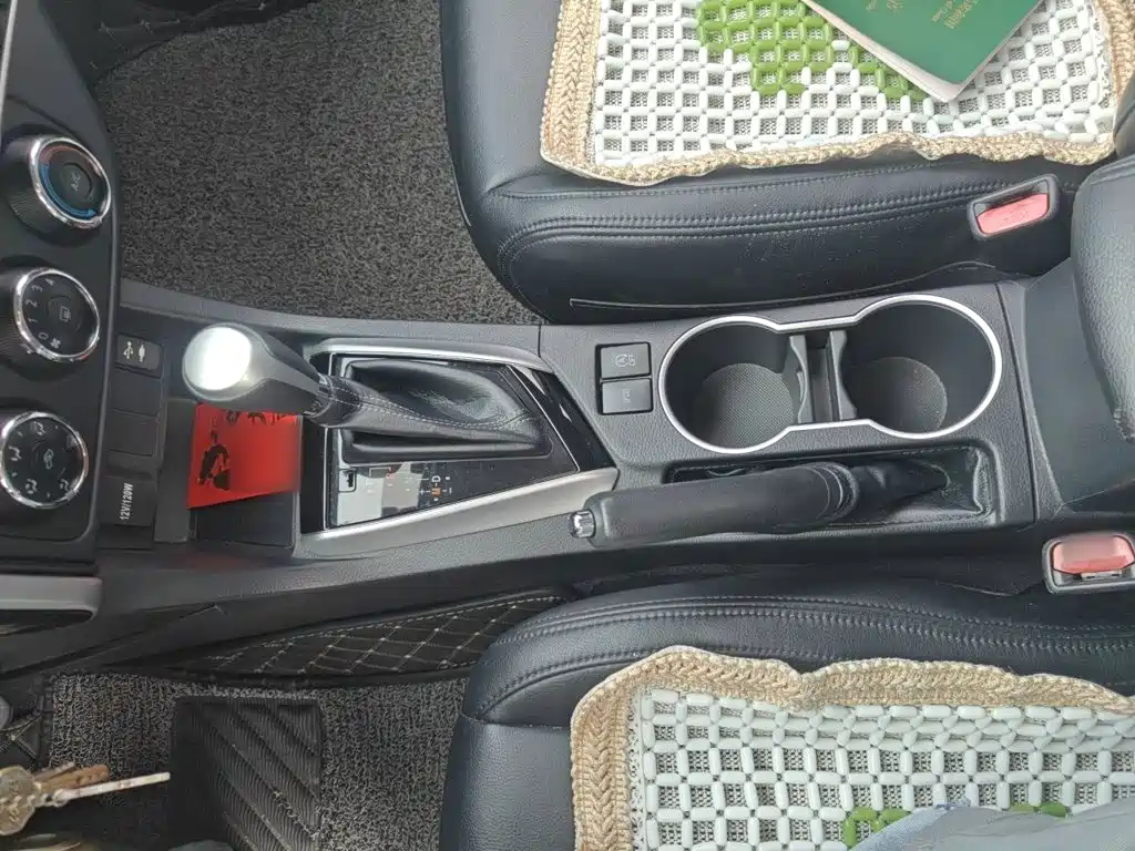 Levin Facelift 185 T CVT Elite CN-V