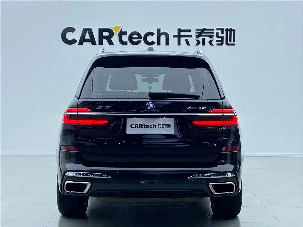 BMW X7 xDrive40 i Premium M Sport Package
