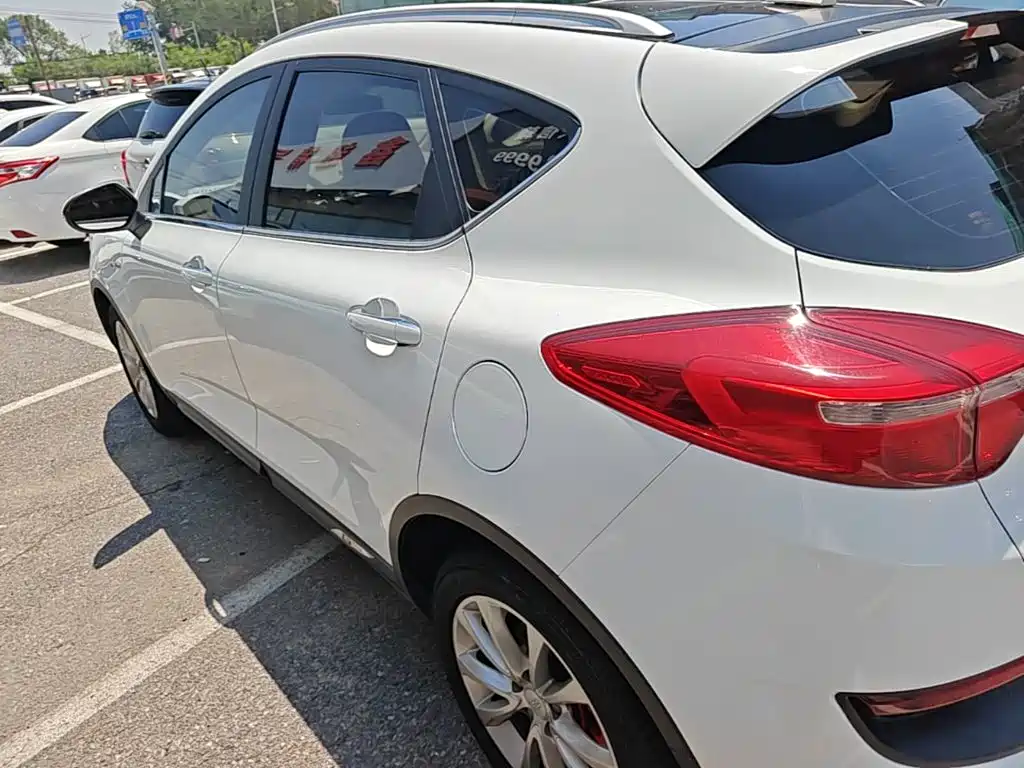 Emgrand GS Sport 1.4 T Auto Leading Style