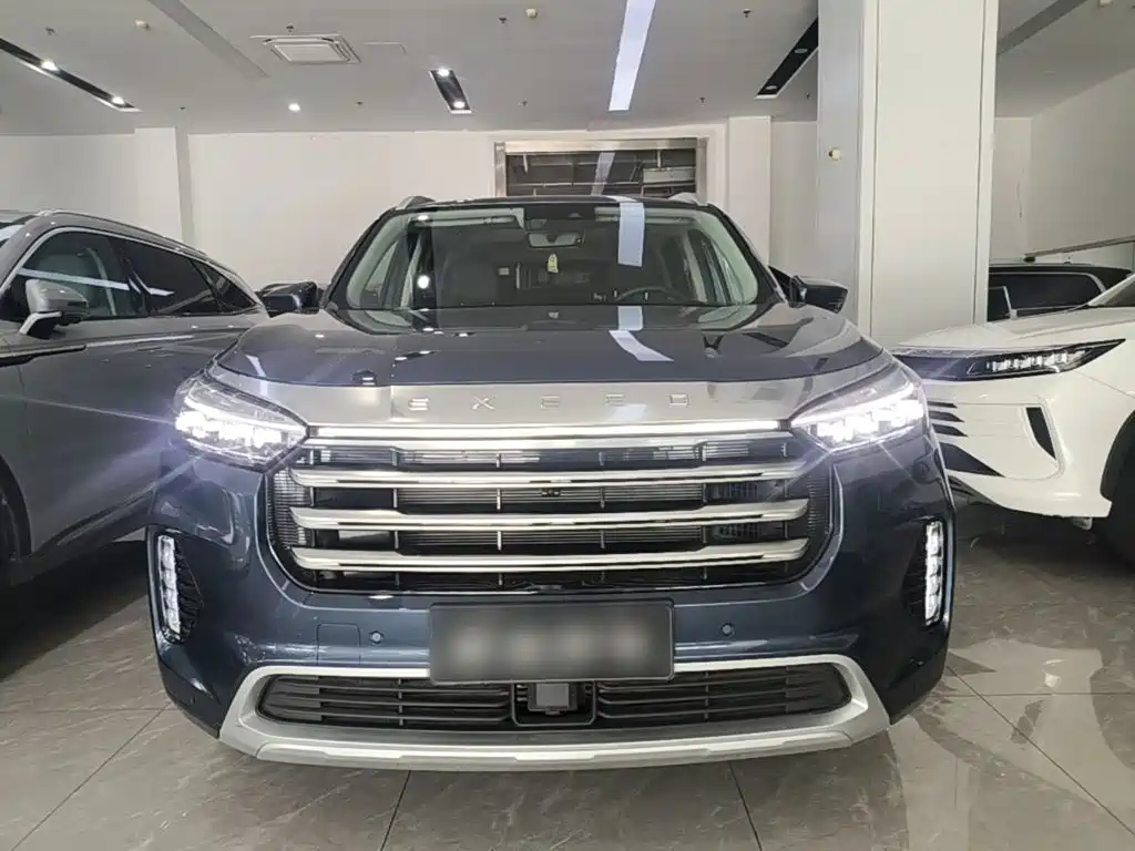 Exeed Lanyue 400 T 2 WD Star Wise Pro 7-seat