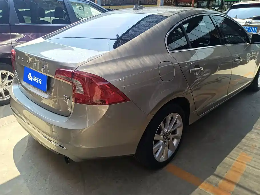 Volvo S60 S60 L T4 Smart Vision