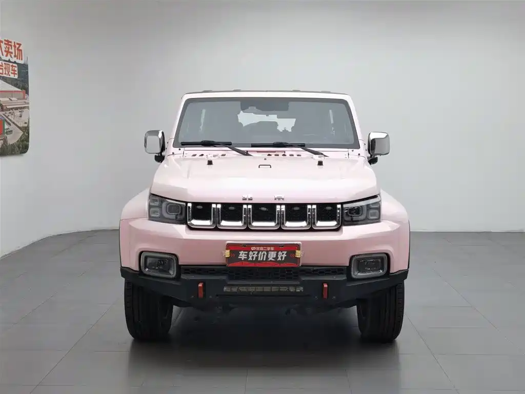 BAIC BJ40 北京越野BJ40 2019款 改款 2.0 T 自动四驱城市猎人版尊享型 国V