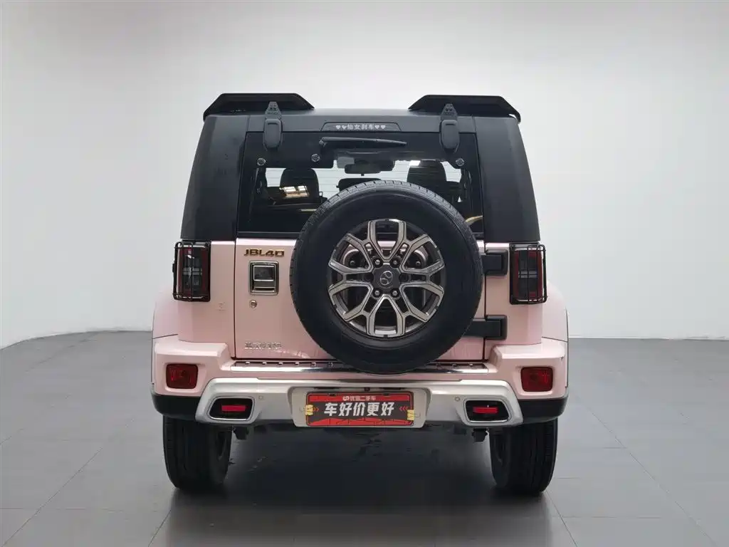 BAIC BJ40 北京越野BJ40 2019款 改款 2.0 T 自动四驱城市猎人版尊享型 国V