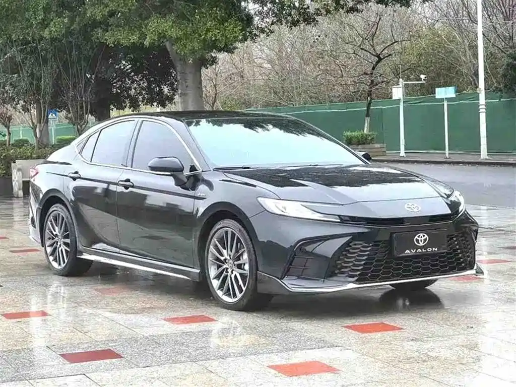 Camry Dual Engine 2.0 HXS Sport Plus