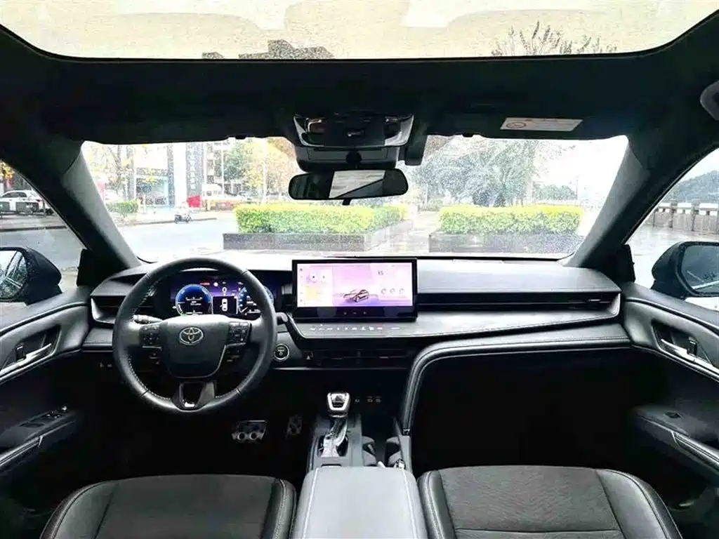 Camry Dual Engine 2.0 HXS Sport Plus