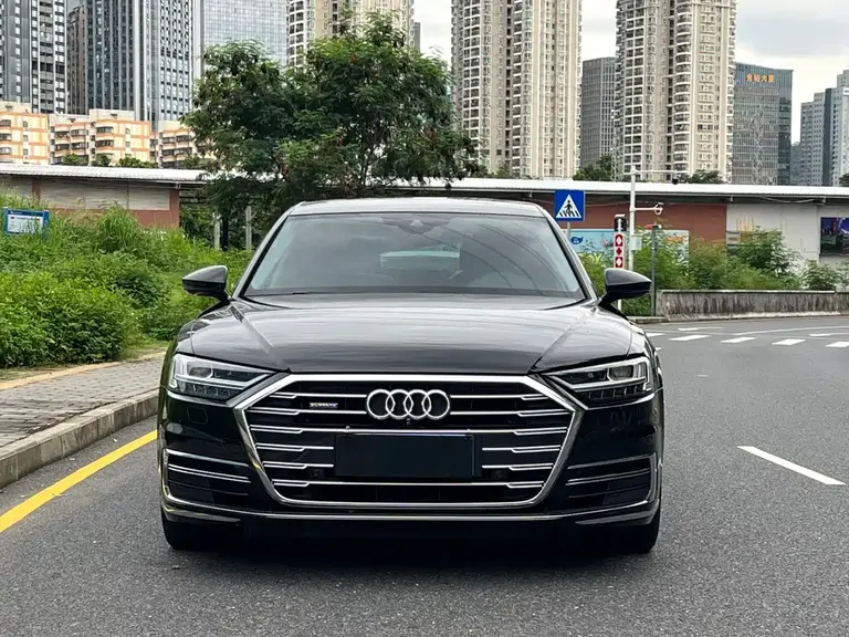 Audi A8 A8 L 55 TFSI quattro Luxury