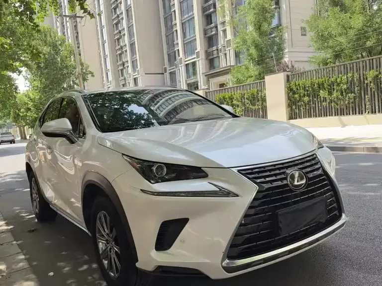 Lexus NX 200 AWD Sharp Style