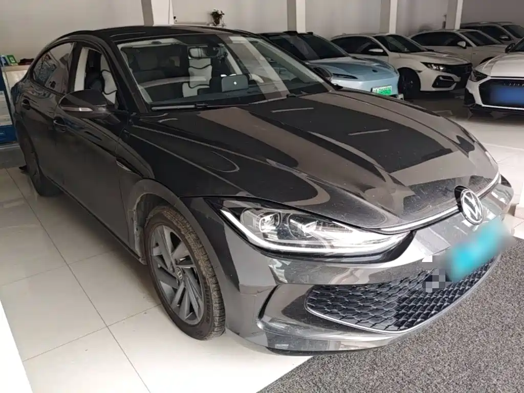 Lamando Lamando L 200 TSI DSG