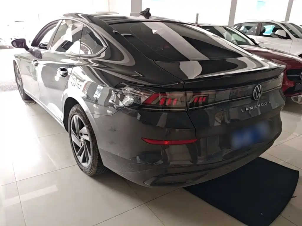 Lamando Lamando L 200 TSI DSG