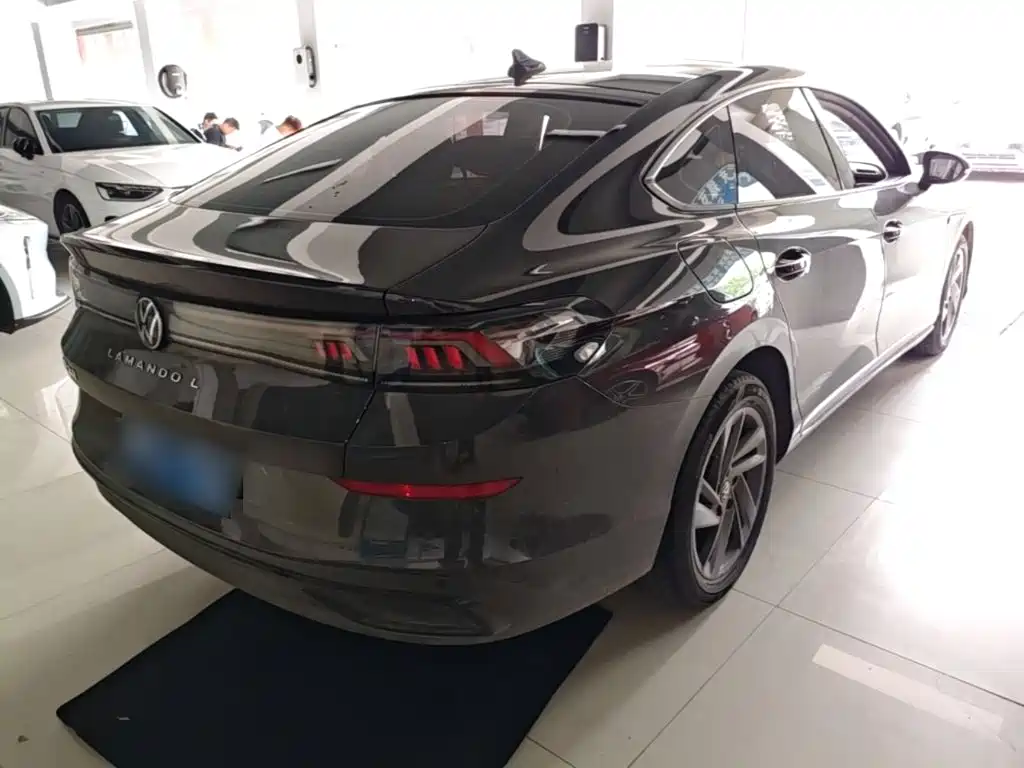 Lamando Lamando L 200 TSI DSG