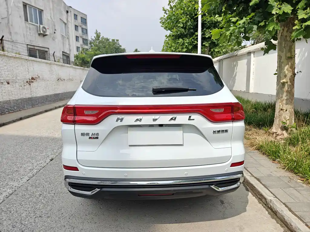 Haval M6 PLUS 1.5 T Manual Elite Connected