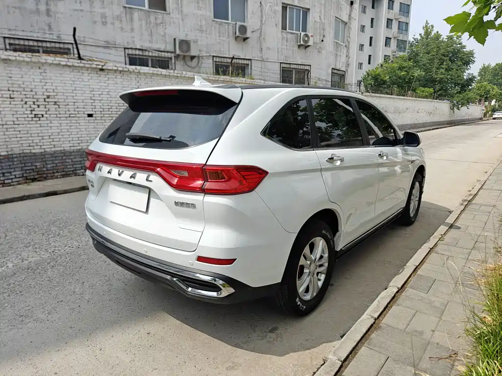 Haval M6 PLUS 1.5 T Manual Elite Connected