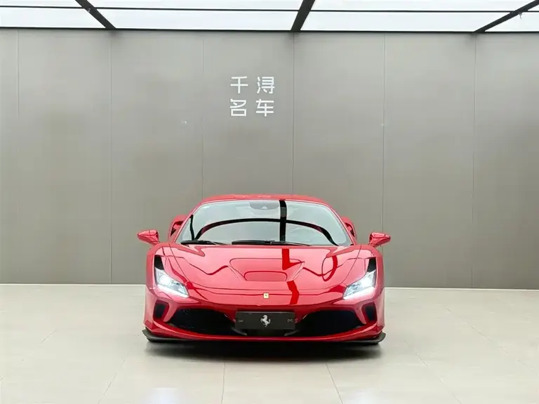 Ferrari F8 Tributo 3.9 T V8