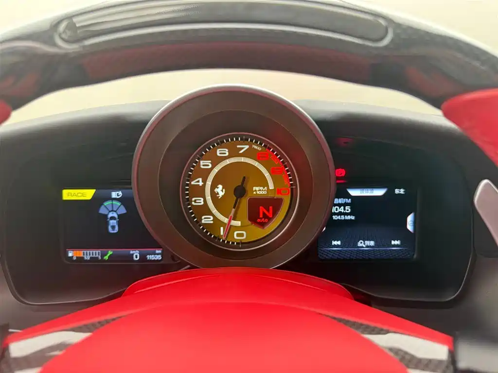 Ferrari F8 Tributo 3.9 T V8