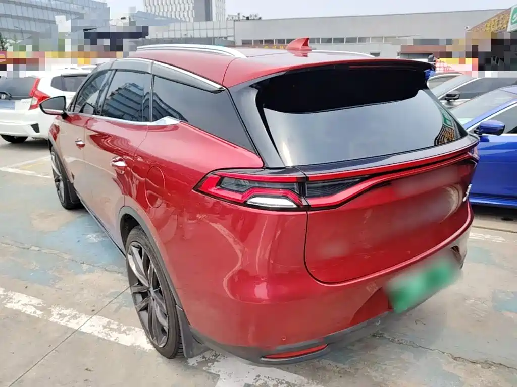 Tang NEV DM 2.0 T Full-time 4 WD Connected Creative Enjoyment 7-seat CN-V