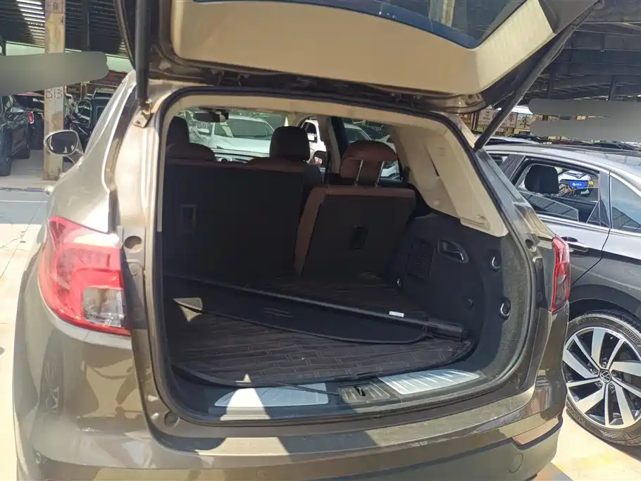 Envision Plus 28 T 4 WD Luxury